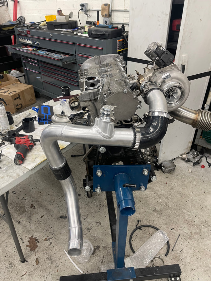 A2B Motorsport INTERNALLY Gated G30 Turbo Kit