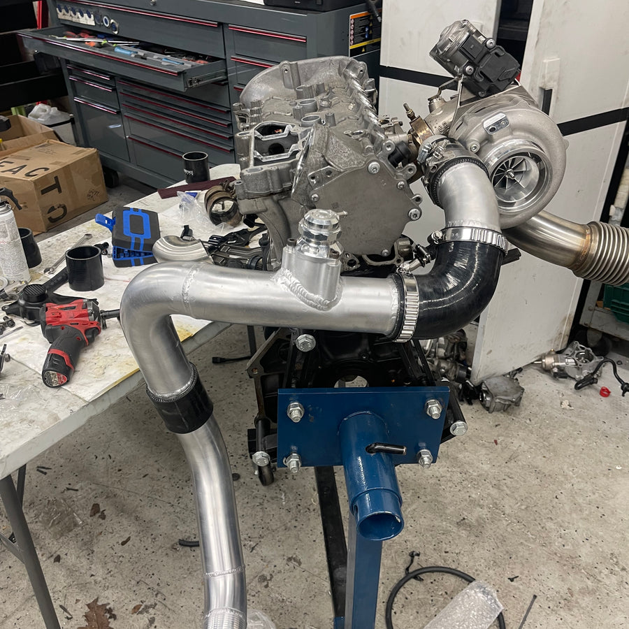 A2B Motorsport INTERNALLY Gated G30 Turbo Kit